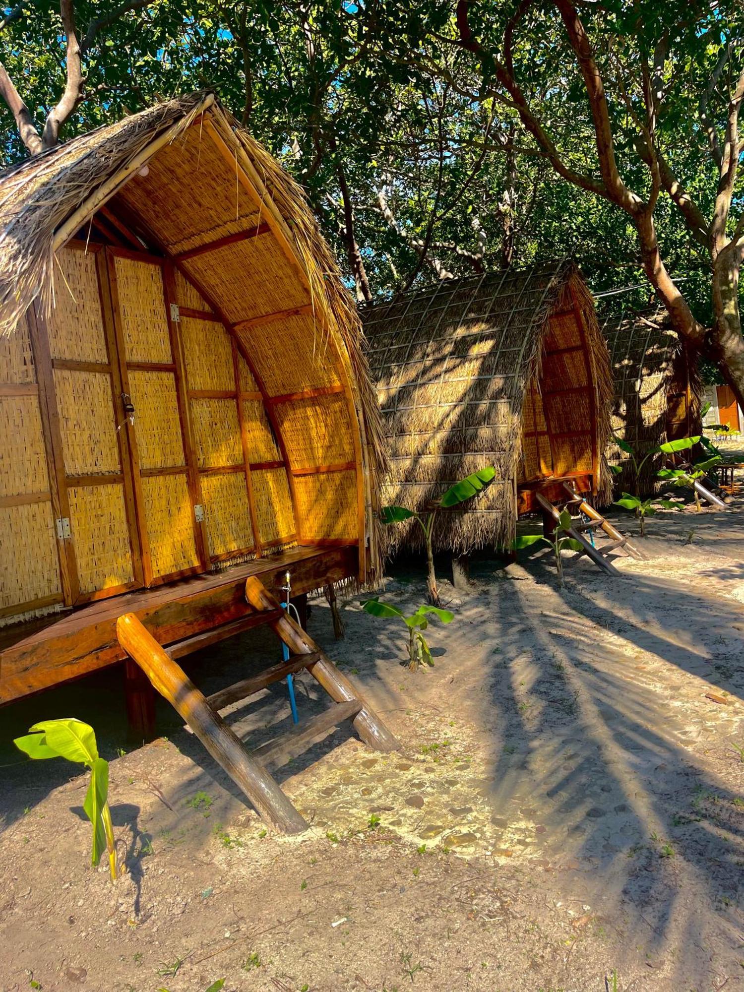 Rafikis Retreat Hostel Derm Tkov Village Exterior photo